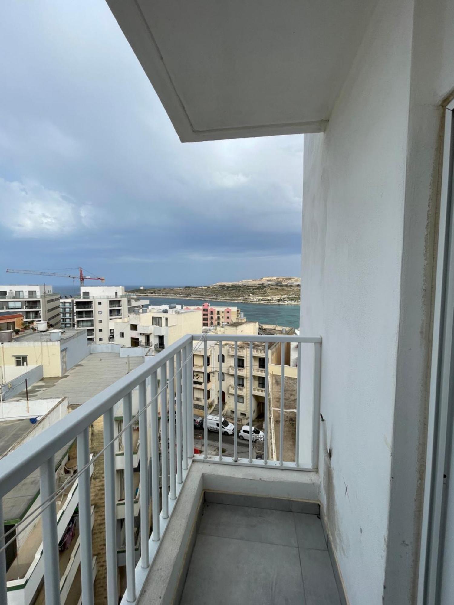 R3 Rn Retreat Apartment St. Paul's Bay Exterior photo